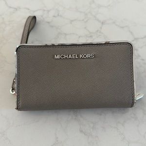 Michael Kors Phone Wristlet